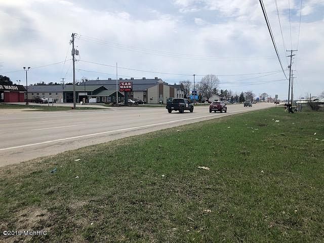 2nd image of 4970 W Us Highway 10