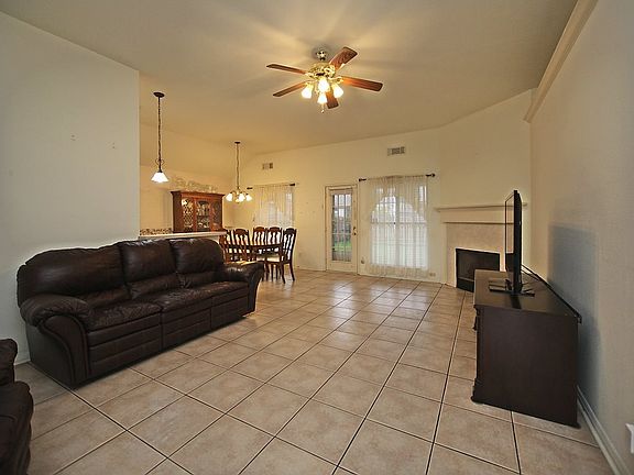 3rd image of 5650 Jackie Ln