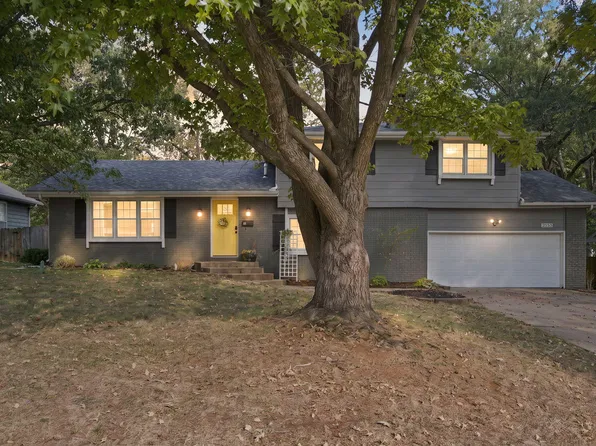 2353 E Cherryvale Street, Springfield, MO 65804