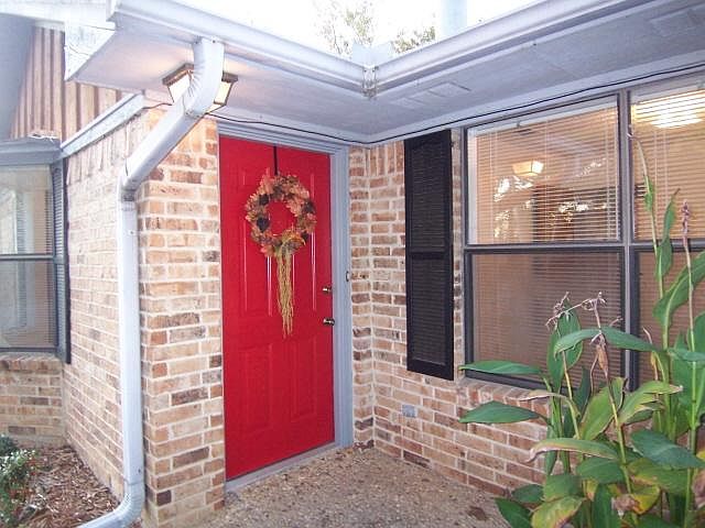 1st image of 10854 Chickasha Dr #1