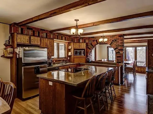 823 Leatzow Rd, Three Lakes, WI 54562