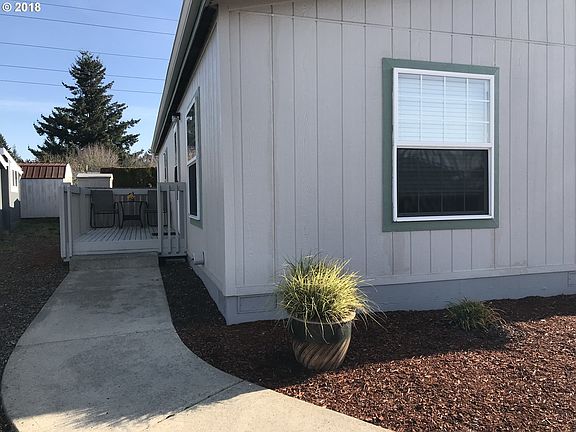 3rd image of 16500 SE 1st St Unit 13