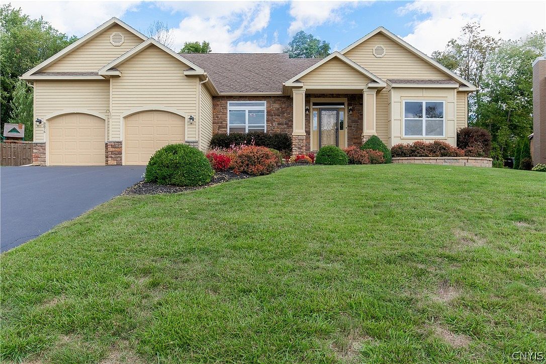8876 Lombardi Dr, Cicero, NY 13039 Zillow