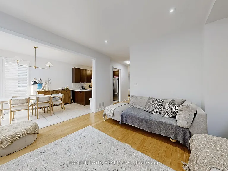 32 Scott Brown St — Photo 8