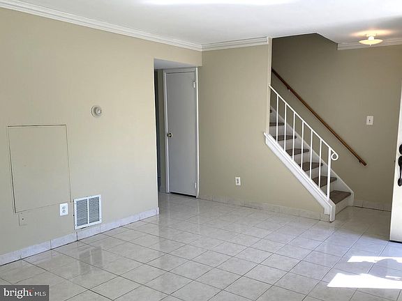 5th image of 1121 Whitewater Pl
