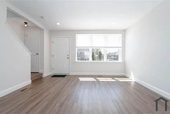 806 Benninghaus Rd — Photo 4