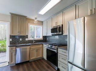 8019 SW 35th Ave APT 6, Portland, OR 97219