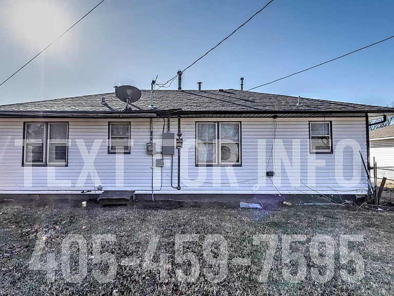 1685 W Jones Ave — Photo 21