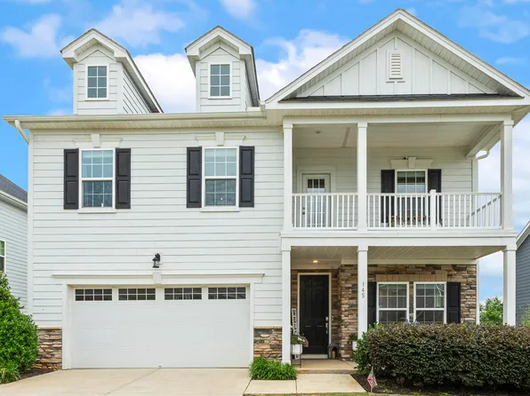 145 Cassada Ct, Holly Springs, NC 27540