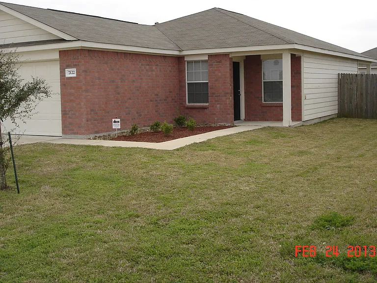 Sunrise Meadow Dr — Photo 2