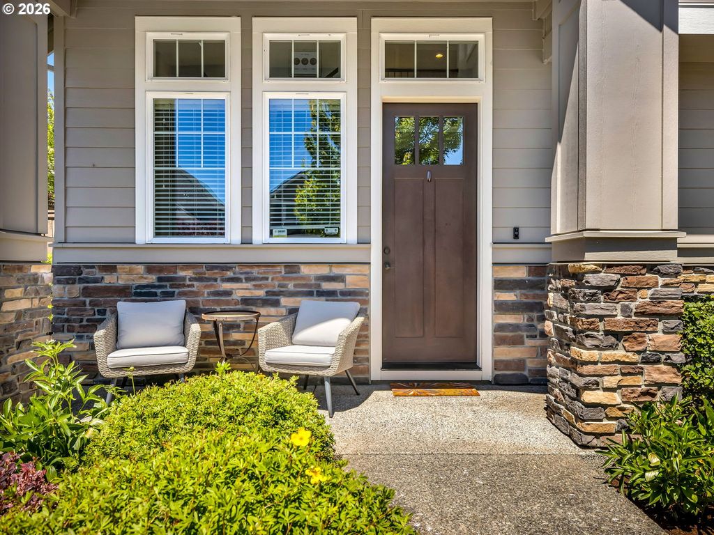 13285 NW Greenwood Dr, Portland, OR - View 2