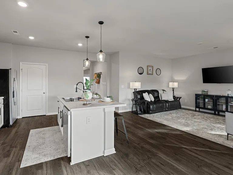 24809 Delilah Cir — Photo 2