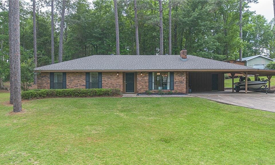 1st image of 135 Dana Dr