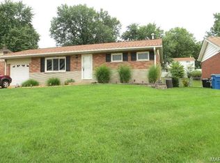 9831 Lindhall Ln, Saint Louis, MO 63123