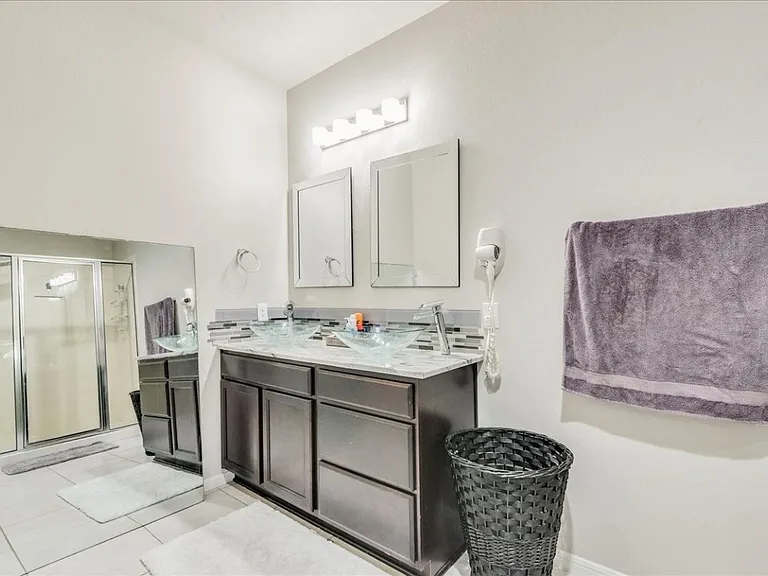 9806 Baden Ln #9806 — Photo 20