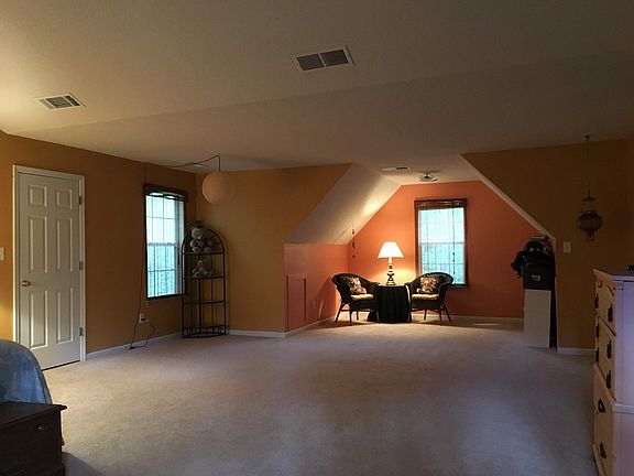 4th image of 104 Ashtonbrook Dr