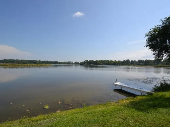 S35W38122 Dolmar Park ROAD, Dousman, WI 53118