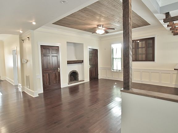 Living area adjacent to kitchen