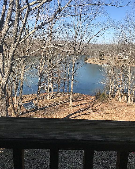 2nd image of 184 Columbine Dr