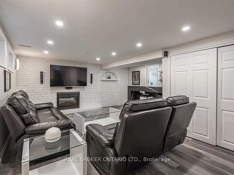 2 Core Cres — Photo 25
