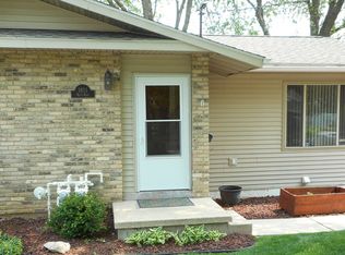 1811 Reetz Rd, Madison, WI 53711