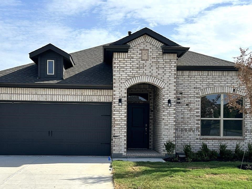 1st image of 221 Lunayena Rd