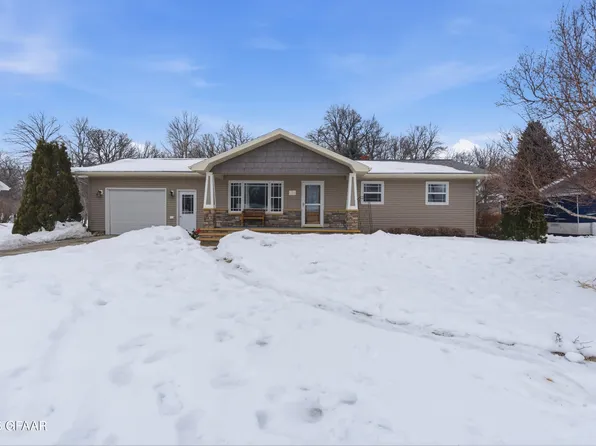 520 W Bend Ln, Alvarado, MN 56710