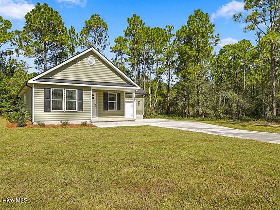 2nd image of 587 Greenmoss Road