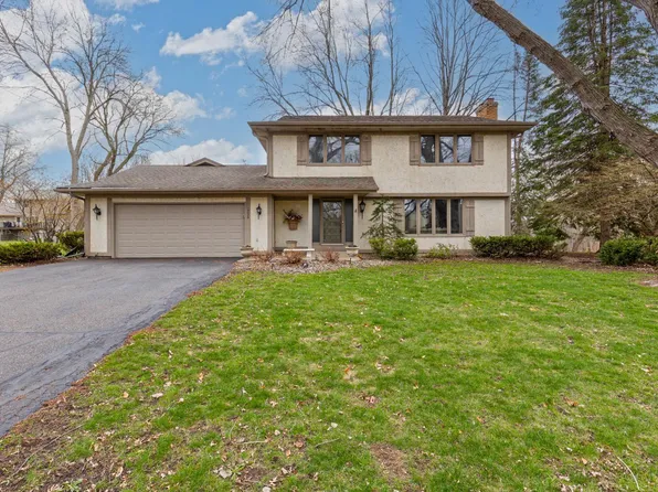 18225 S Shore Ln W, Eden Prairie, MN 55346