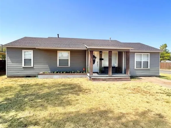 1731 Crain Dr, Altus, OK 73521