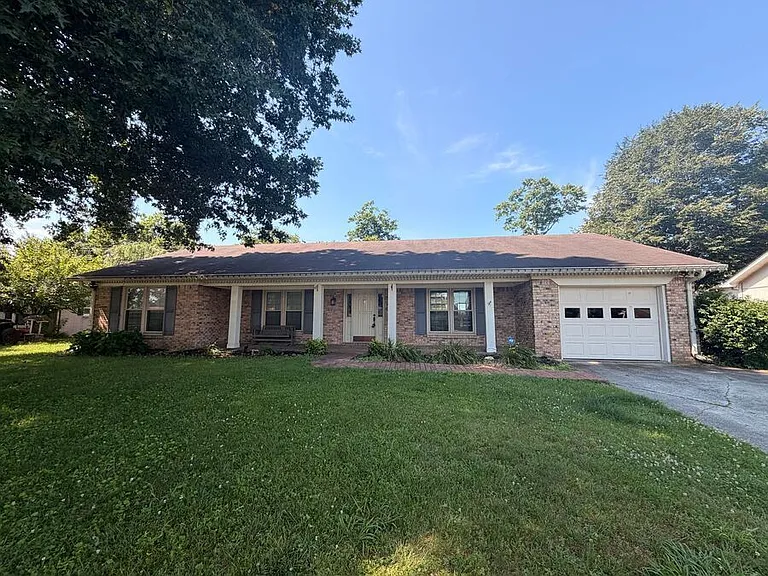 416 Quail Run Rd — Photo 2