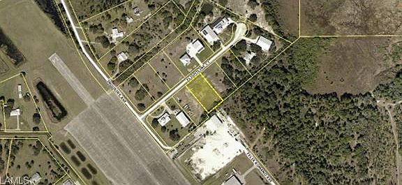 4th image of 15090 Flightline Ct