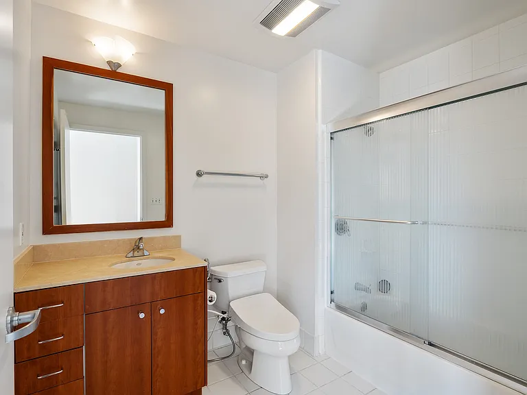 246 2nd St #1301 — Photo 21