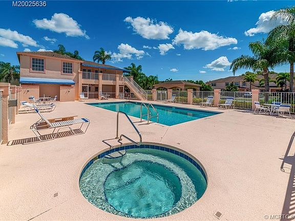 5th image of 2089 SE Wild Meadow Cir