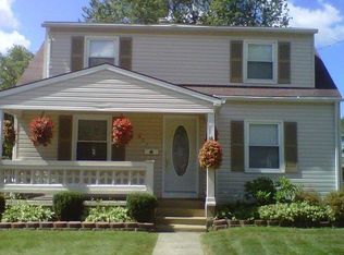 633 Helme Ave, Adrian, MI 49221