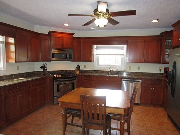 BEAUTIFUL TILE FLOORS