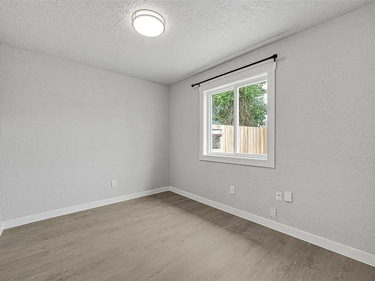 15322 Bedford Glen Dr — Photo 9
