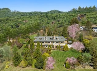 700 Laurel Ridge Dr, Waynesville, NC 28786