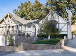 25076 Vermont Dr, Santa Clarita, CA 91321