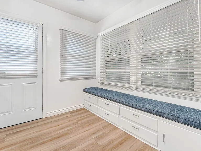 1034 5th St in Santa Monica - 5 blocks to the beach & North of Wilshire Blvd! — Photo 9