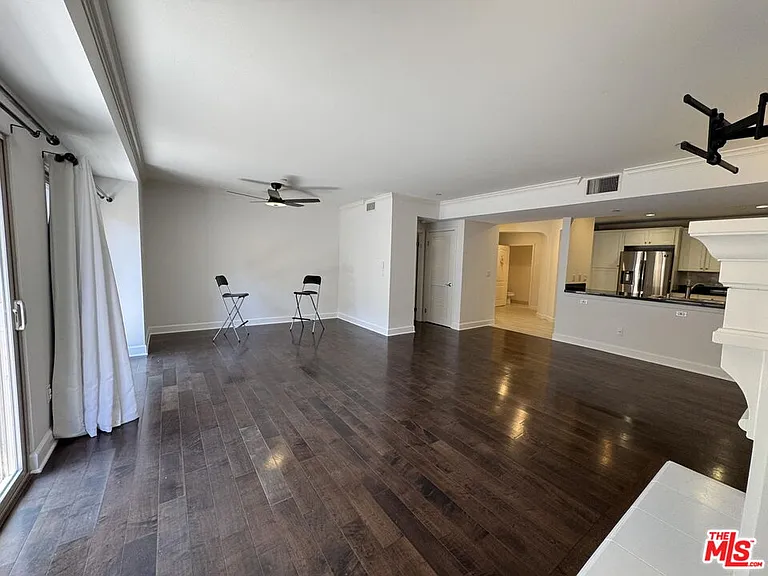 1522 Amherst Ave #101 — Photo 10