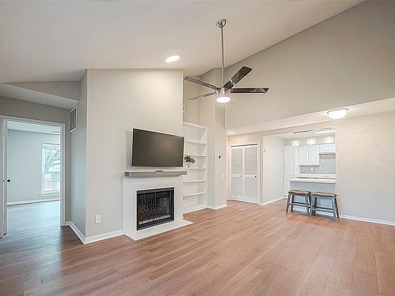 5th image of 1860 White Oak Dr APT 346