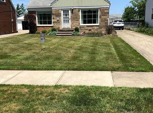 5945 Mayland Ave, Mayfield Heights, OH 44124