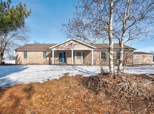 7225 Brinkmann Ln, Waterloo, IL 62298