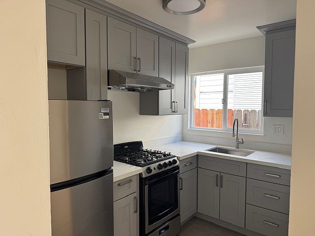 1st image of 83 N 11th St APT 1