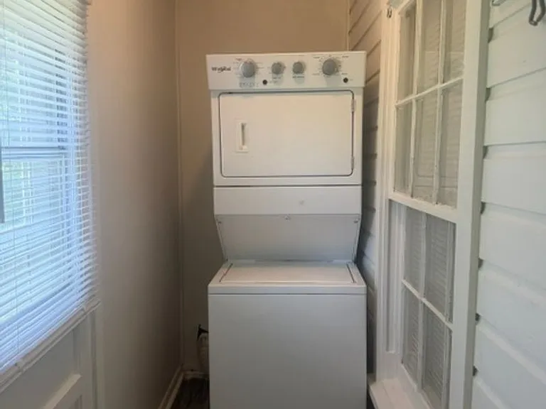 3108 Cole Ave — Photo 9