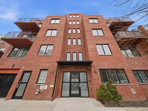 2574 34th Street #3A, Astoria, NY 11103