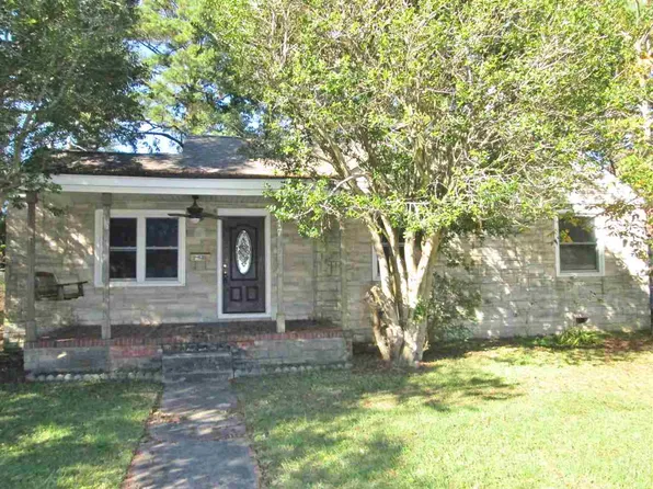 17 Glendale Rd, Jacksonville, NC 28540