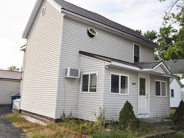 5928 N Miller St, Uniondale, IN 46791