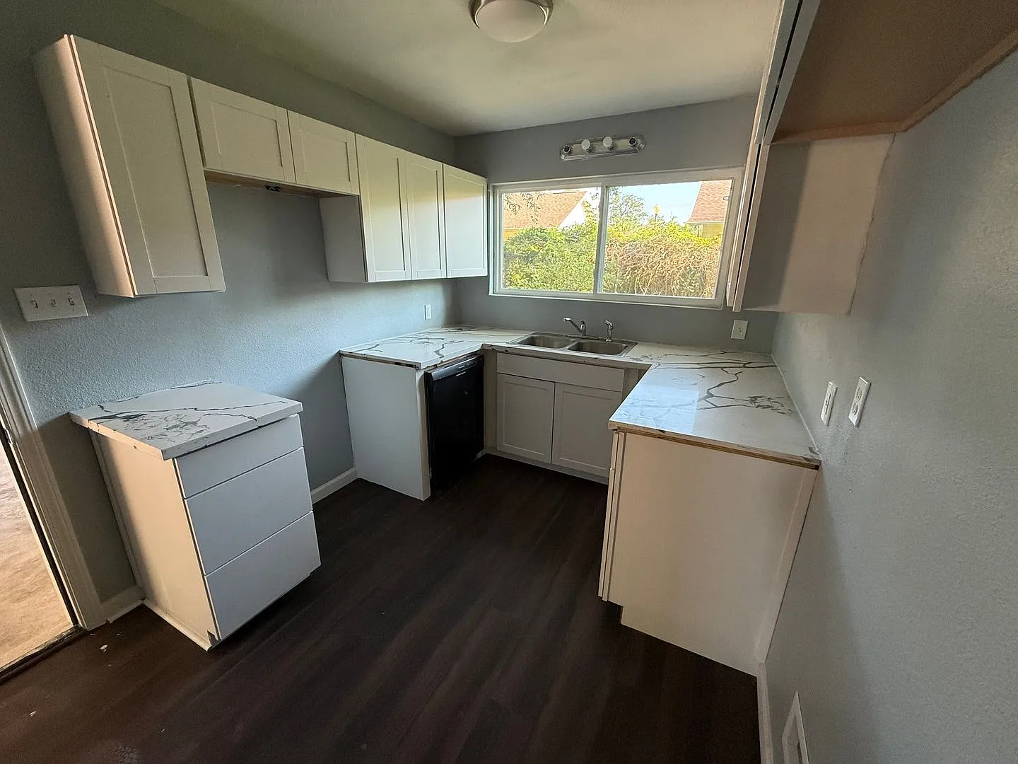 3 Bedroom home for RENT in Orange — Photo 4